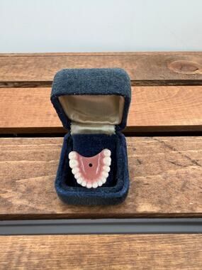 Vintage Novelty Fake Denture Dental Teeth Pendant - Charm Oddity/ Display Prop